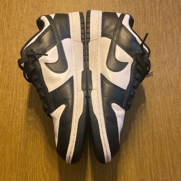 Nike Dunk Low Panda - Picture 4 of 5